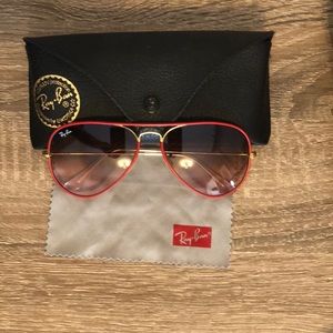 Red Rayban Limited edition Aviators RB3025